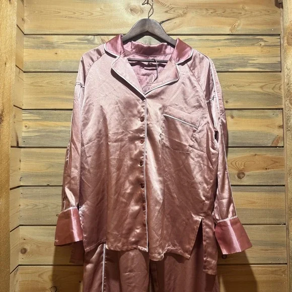We are HAH Satin Pajama Set Pink Button Down Top Wide Leg ECO Friendly Sz Sm